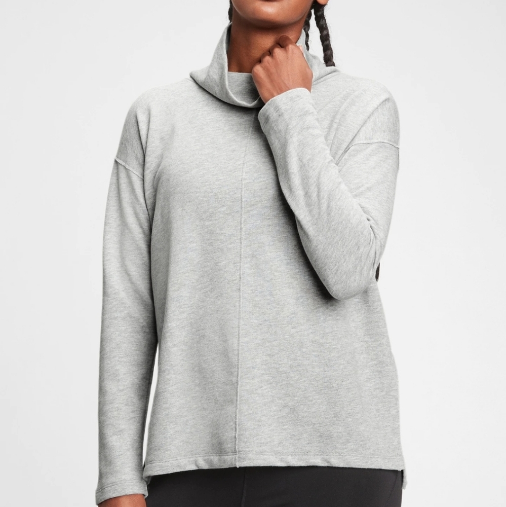 🥳FINAL SALE👍🤍NWT‼️ GAP brand Slouchy Turtleneck Sweater